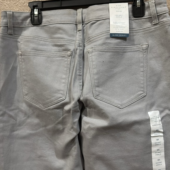 Brand new women’s size 8R New Direction Gray skinny Ankle jeans - Picture 9 of 10